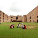 How Indian MBA Colleges Use Industry Tie-Ups Shaping the Future of Business Education